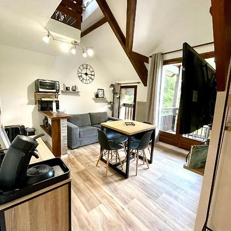 Duplex Du Pailhet, T3 Neuf, Vue Montagne, Parking, Navette Et 2 Velos A Disposition Gratuitement Bagnères-de-Luchon Buitenkant foto
